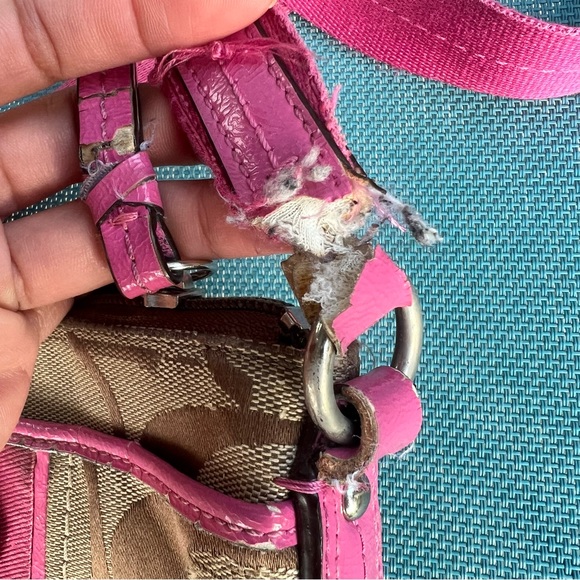 ‼️SOLD‼️Coach Crossbody Bag - Picture 2 of 5